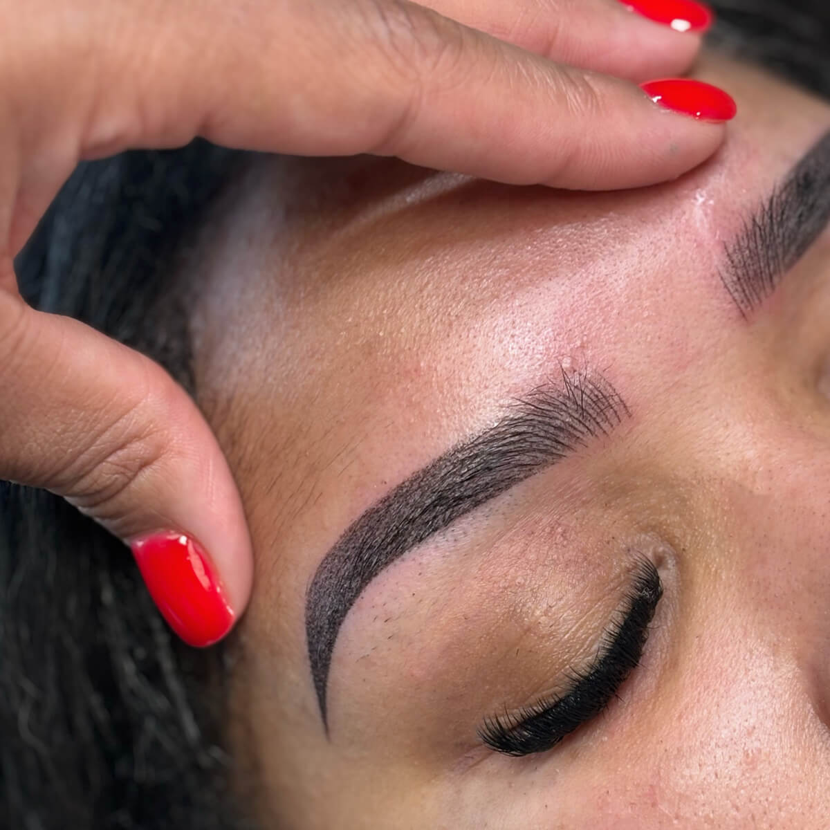 Nano Combo Brows
A blend of delicate hair strokes and soft shading that creates natural-looking brows with added depth and definition.
Learn More →